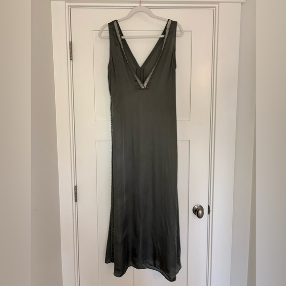 ZARA - Embroidered Satin Effect
Dress Limited Edition - XS - Picture 10 of 14